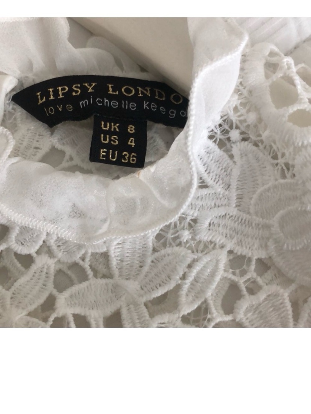 Like New Lipsy London White Floral Lace Blouse 🕊
